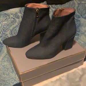 9M Louise Et Cie boot heel